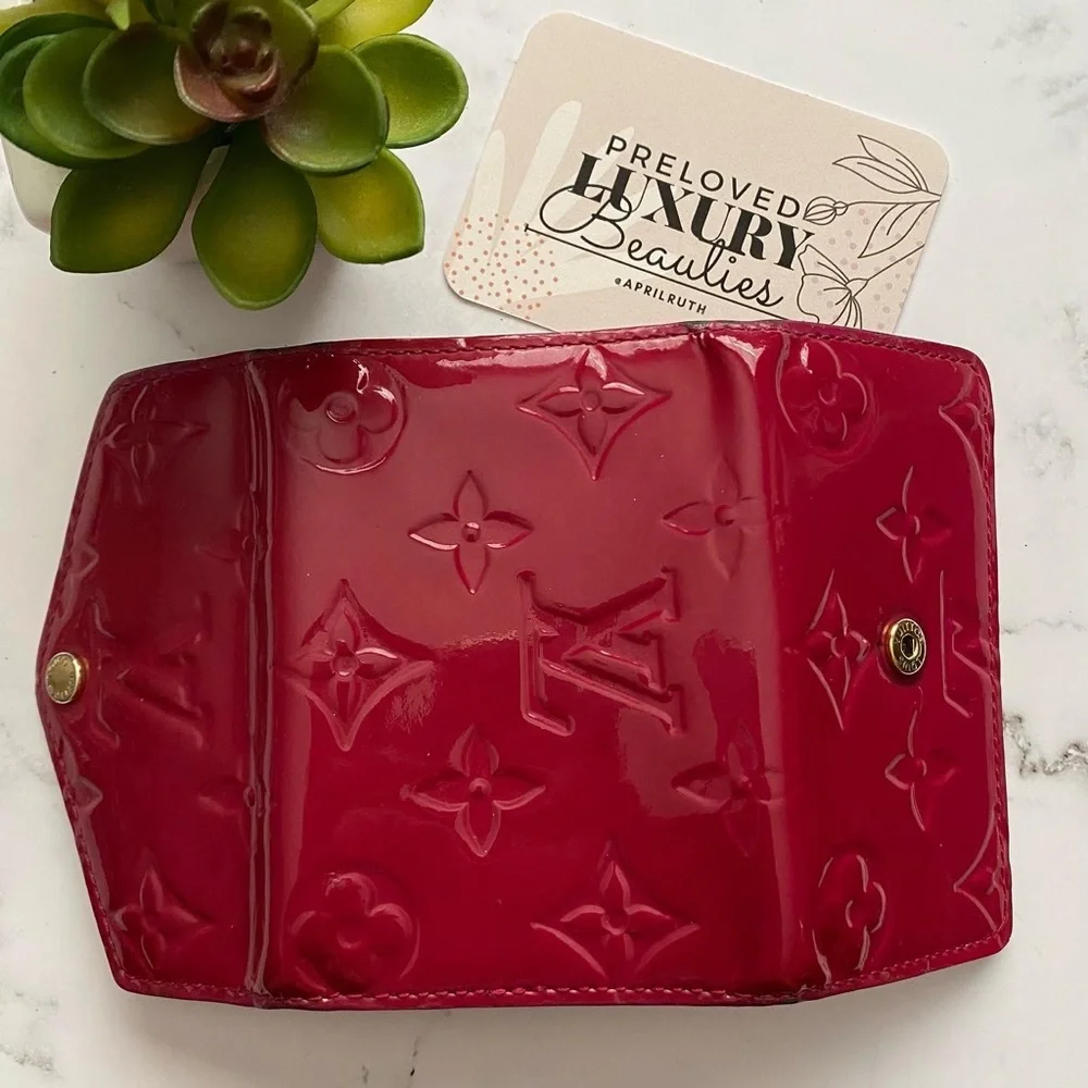 ❌SOLD❌ Louis Vuitton 6 Key Holder - Vernis Leather (Fuchsia/Red?) - Picture 3 of 9